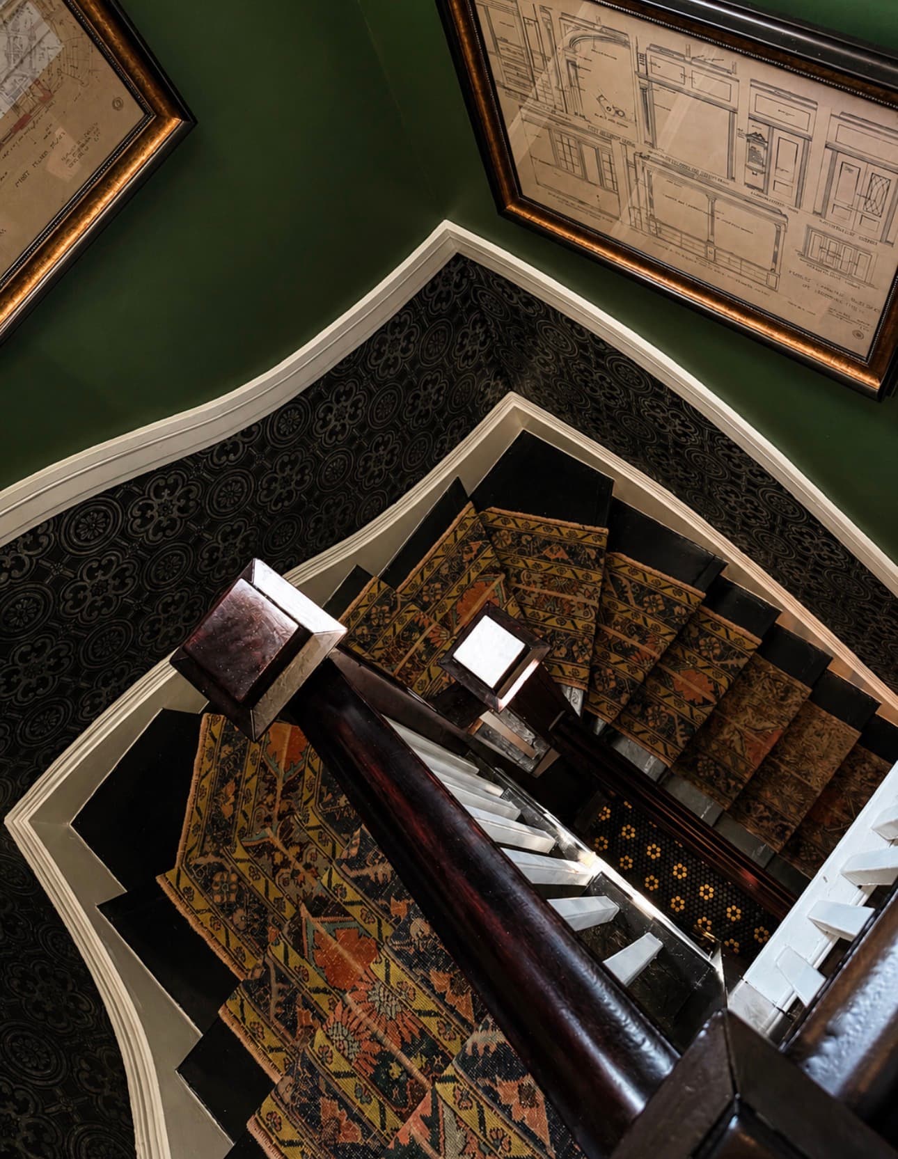 Library interior — view 20
