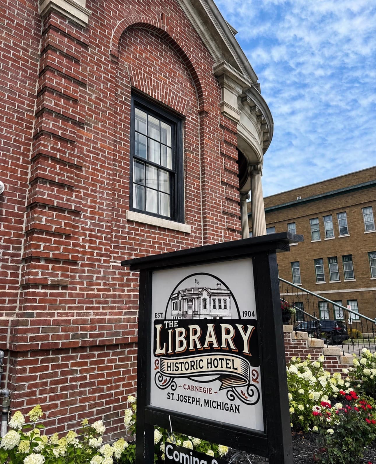 Library exterior — view 5
