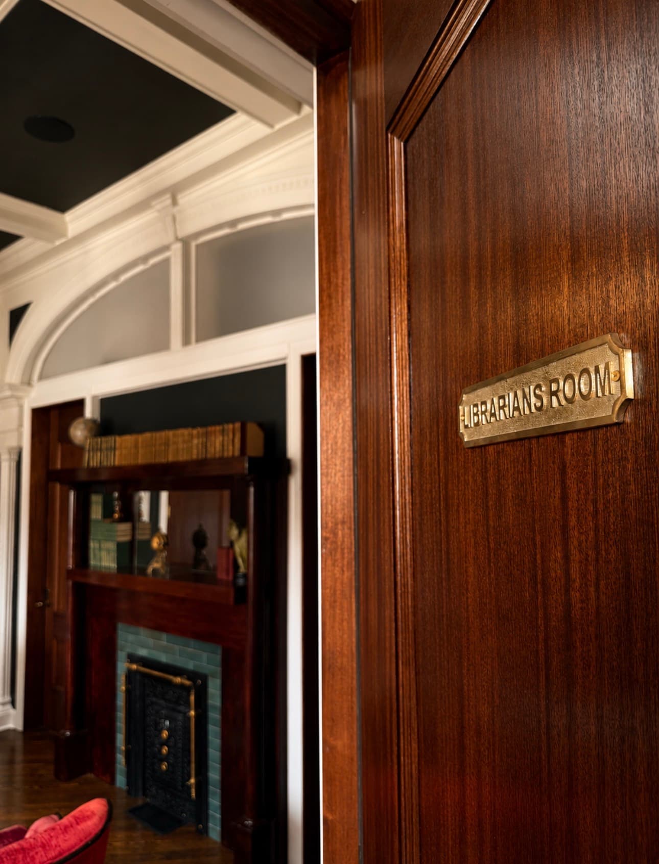 The Librarian's Room en-suite bathroom