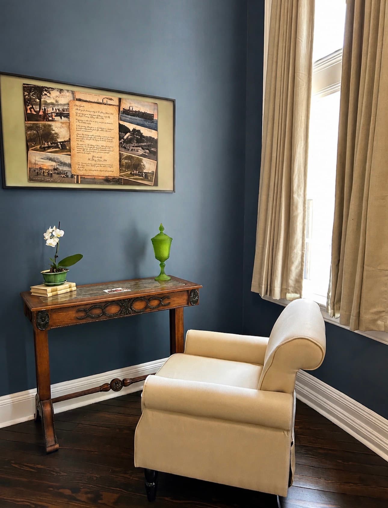 Stacks II at The Library Historic Hotel — queen bed carved into original 1904 book stacks with damask wallpaper